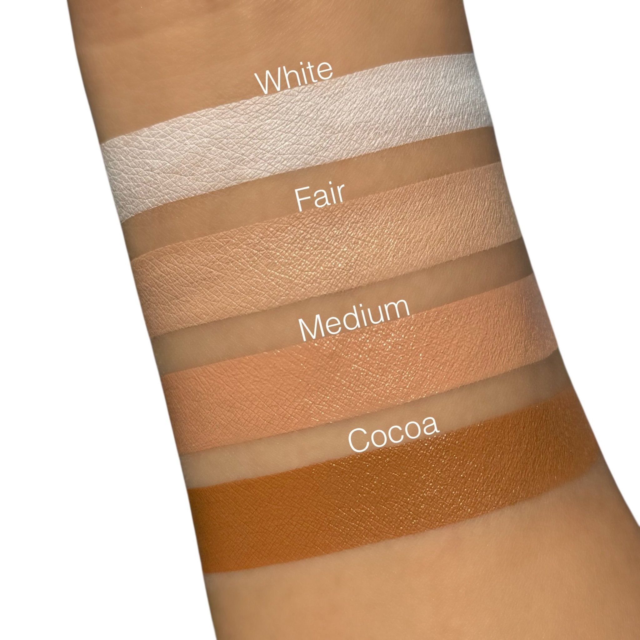 Clean Canvas Eye Concealer – Cocoa